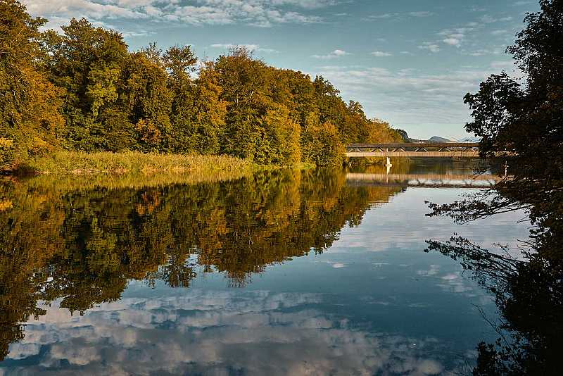 Dominilochsteg von Bremgarten-Hermetschwil aus gesehen.